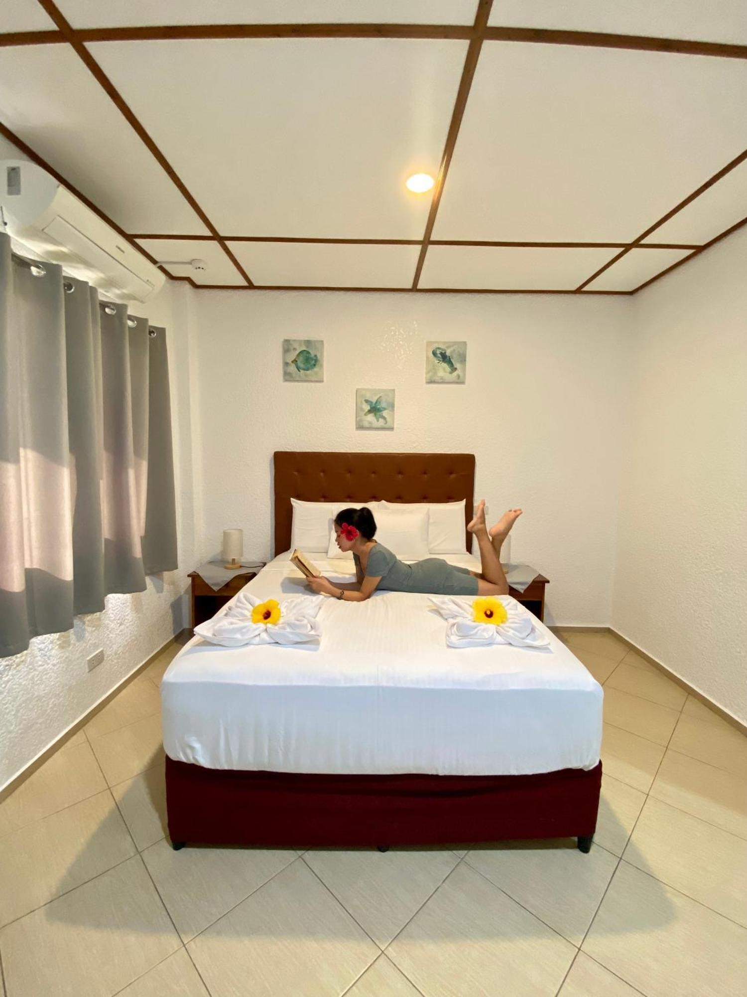 Sunville Hotel And Restaurant Panglao Exteriör bild
